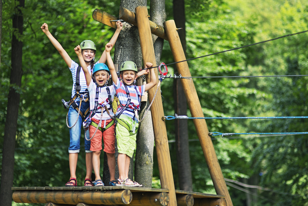 kids on ropes course