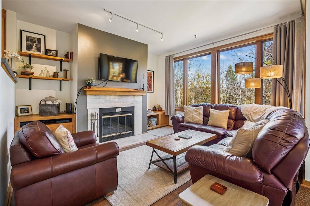 living room view of Highridge Condo E1 in Killington, Vermont